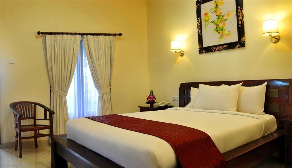 Puri Yuma Hotel 丹帕沙 外观 照片