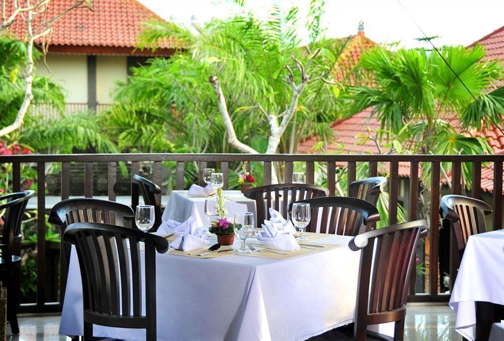 Puri Yuma Hotel 丹帕沙 外观 照片